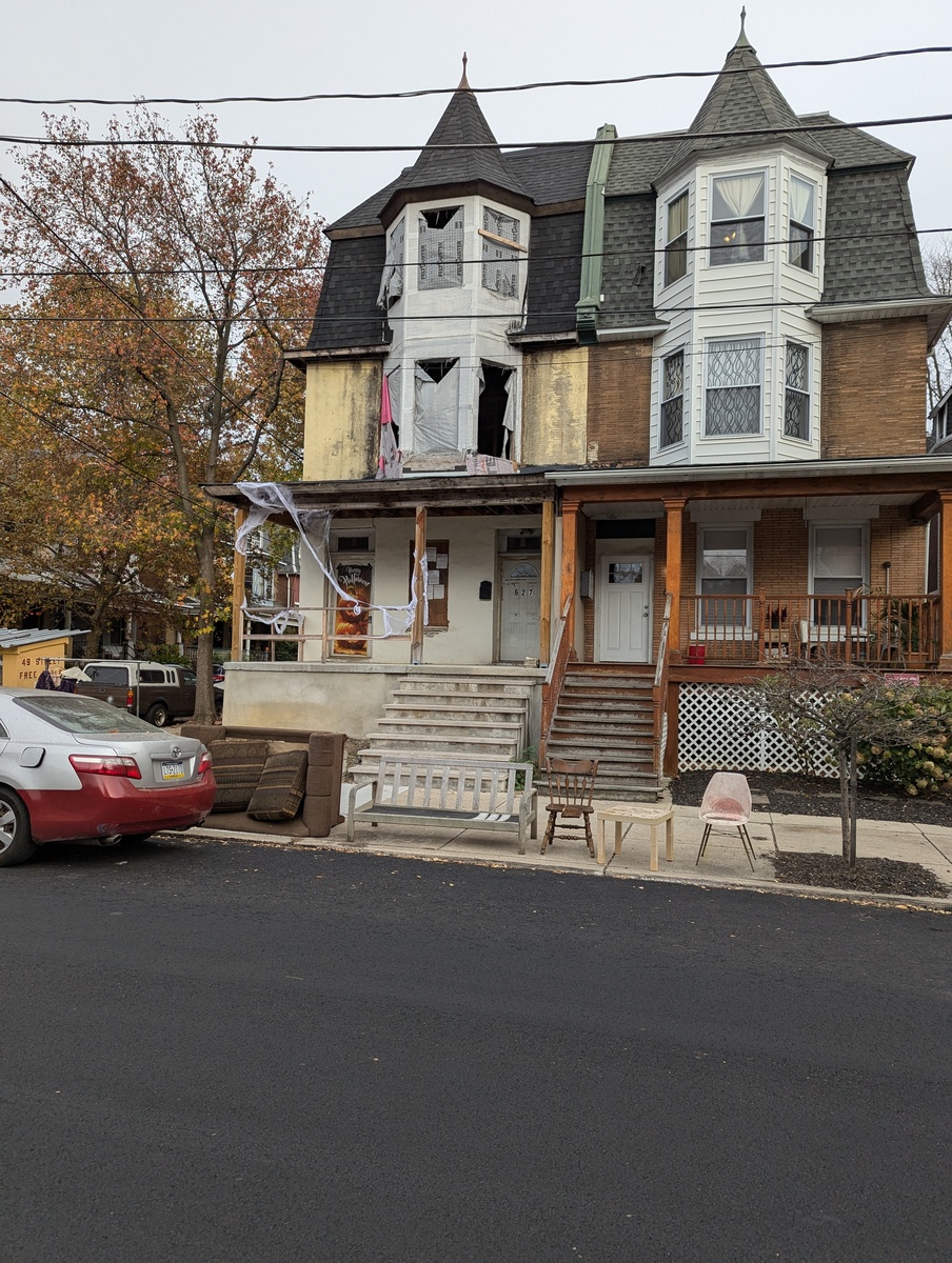 Photographic documentation of the work as submitted to the city's 311 record.