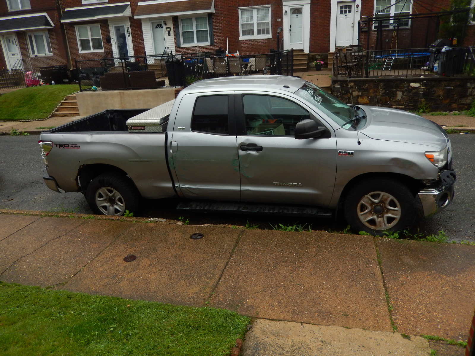 Photographic documentation of the work as submitted to the city's 311 record.