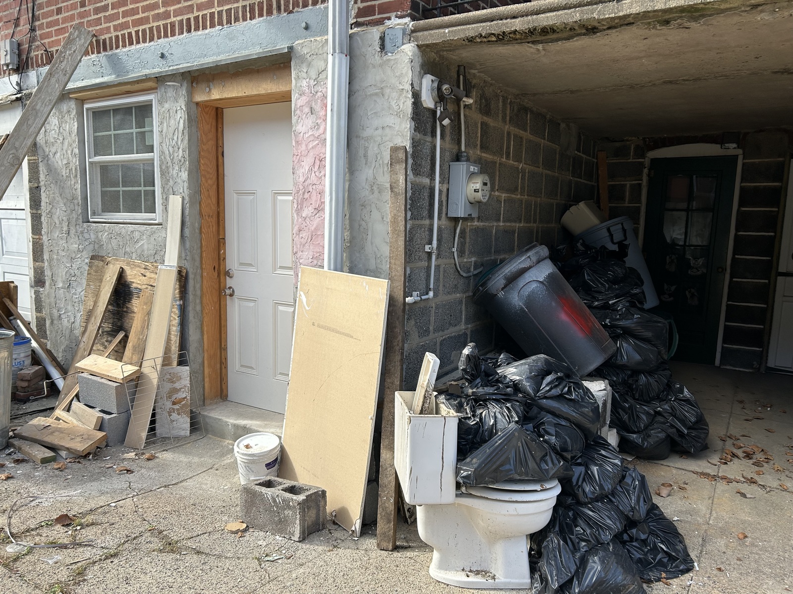 Photographic documentation of the work as submitted to the city's 311 record.