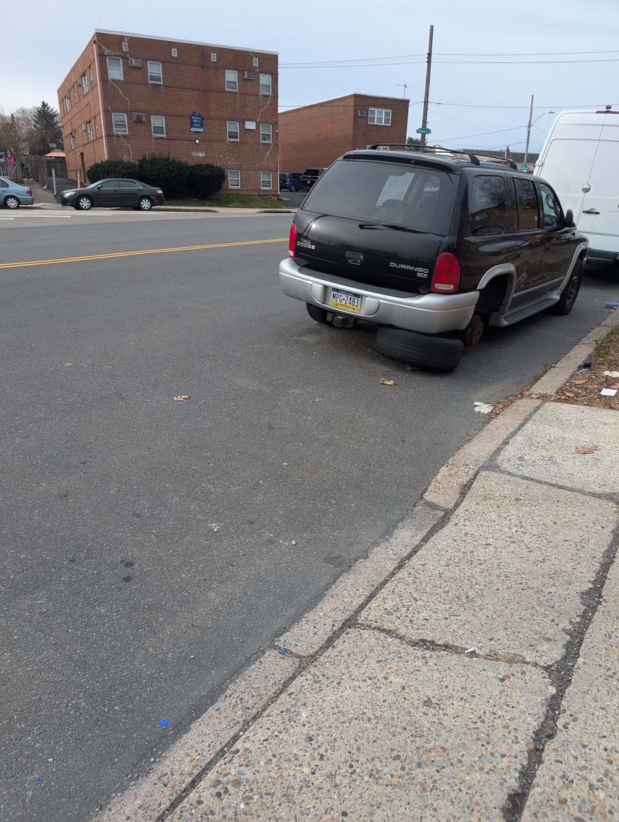 Photographic documentation of the work as submitted to the city's 311 record.