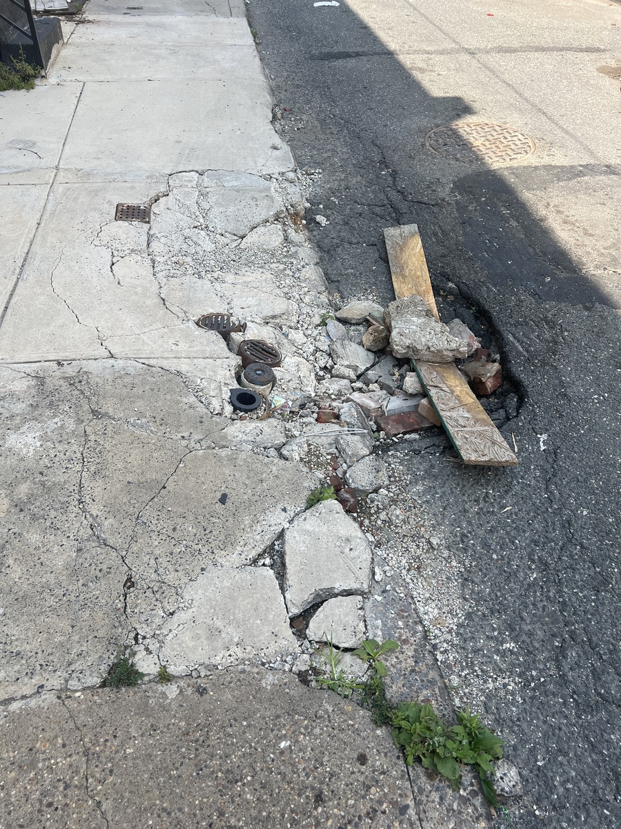 Photographic documentation of the work as submitted to the city's 311 record.