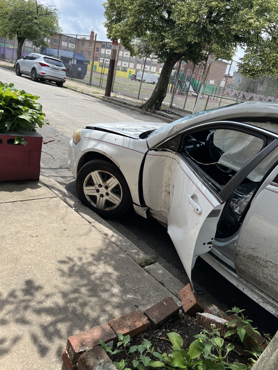 Photographic documentation of the work as submitted to the city's 311 record.