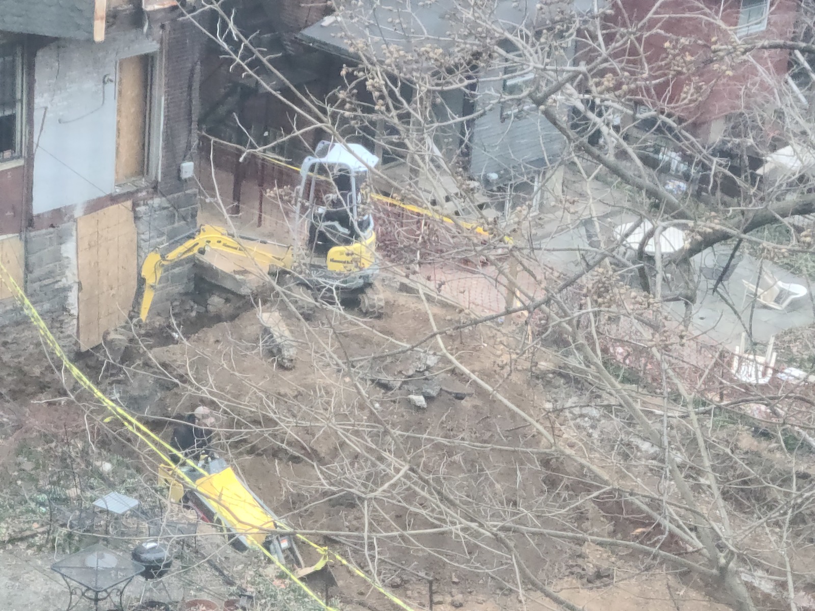 Photographic documentation of the work as submitted to the city's 311 record.