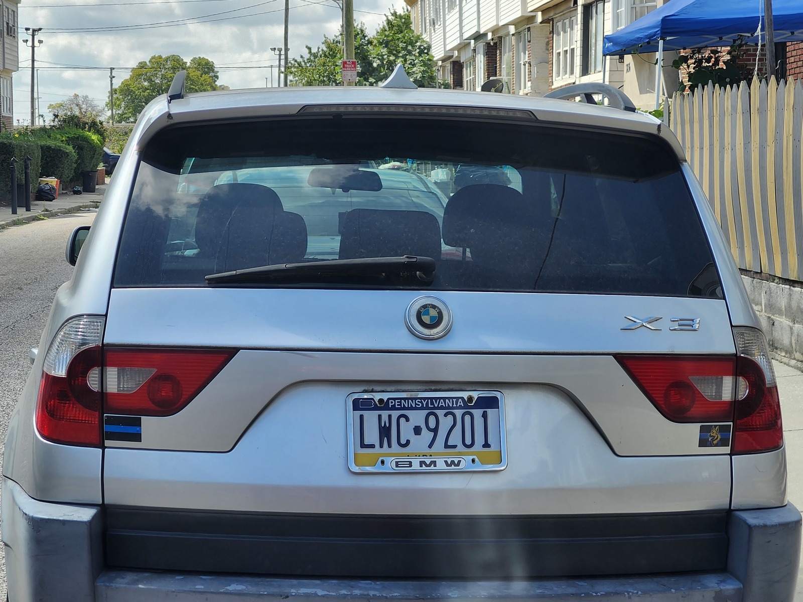 Photographic documentation of the work as submitted to the city's 311 record.