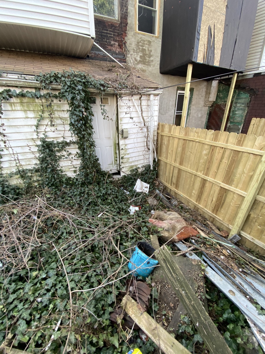 Photographic documentation of the work as submitted to the city's 311 record.
