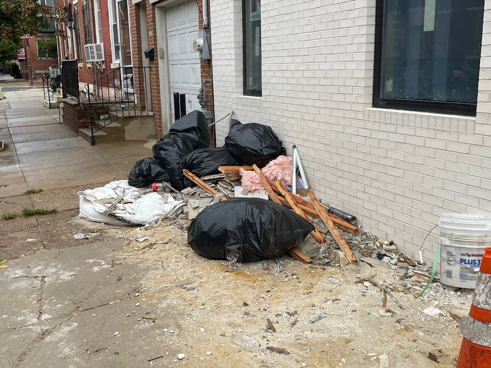 Photographic documentation of the work as submitted to the city's 311 record.