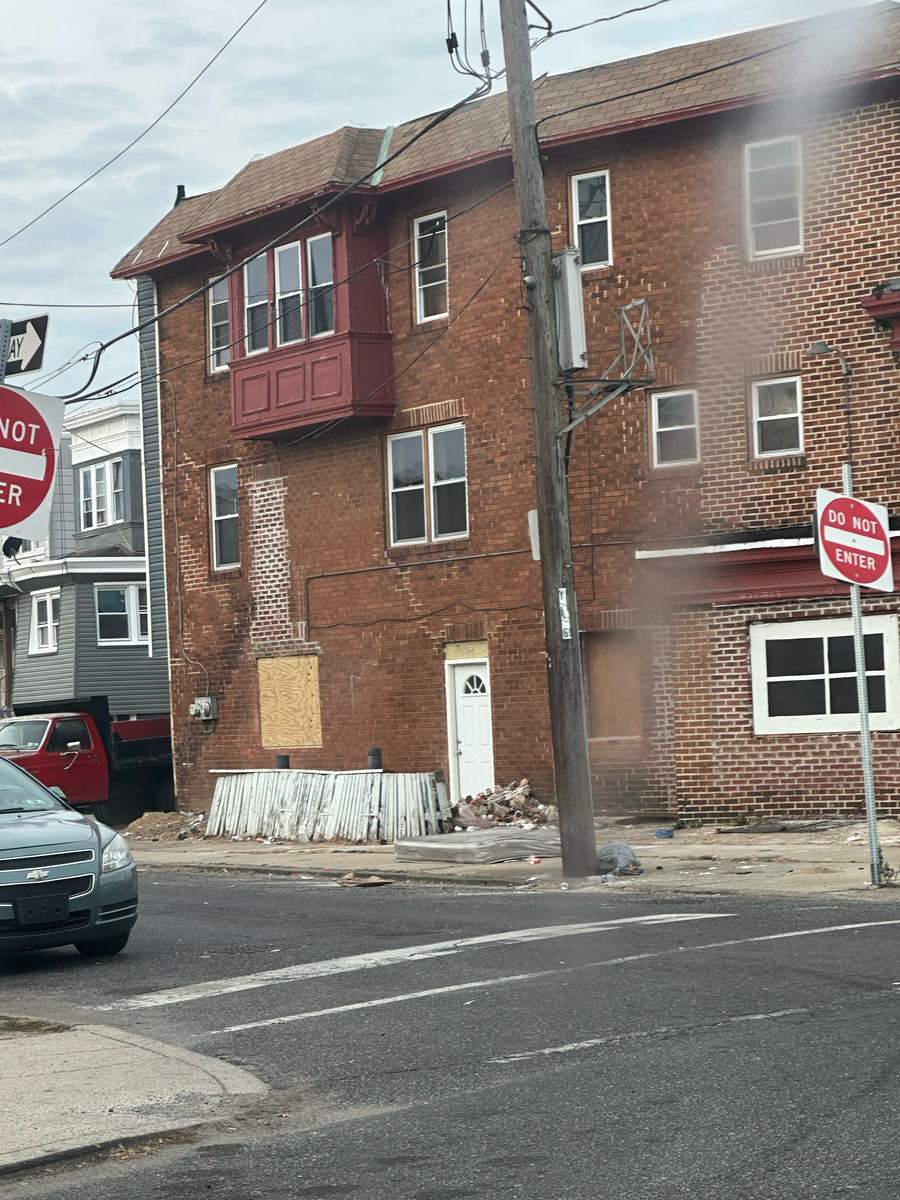 Photographic documentation of the work as submitted to the city's 311 record.