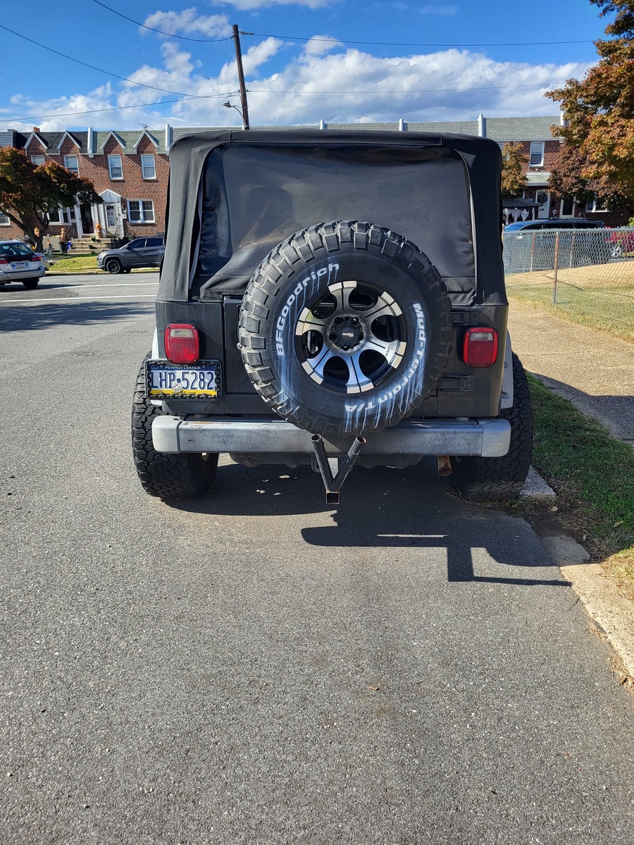 Photographic documentation of the work as submitted to the city's 311 record.