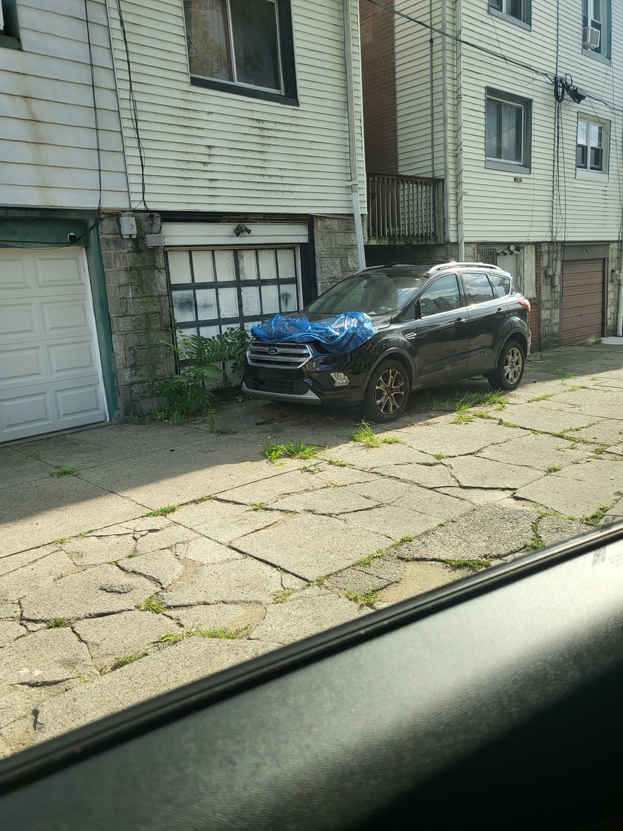 Photographic documentation of the work as submitted to the city's 311 record.