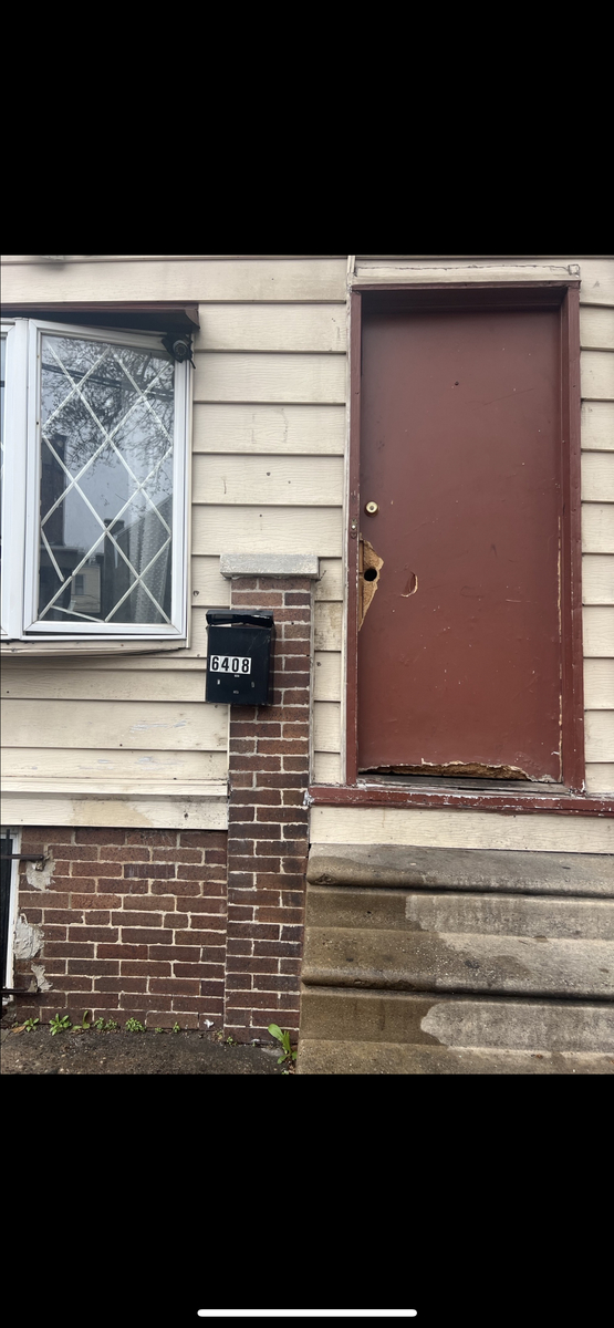 Photographic documentation of the work as submitted to the city's 311 record.