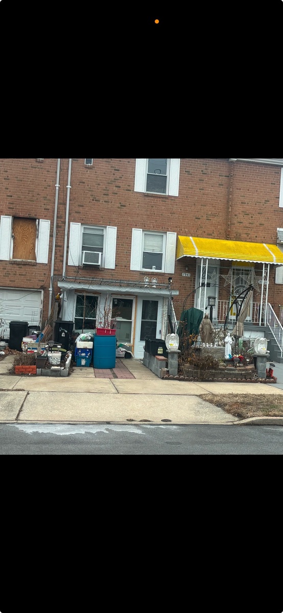 Photographic documentation of the work as submitted to the city's 311 record.