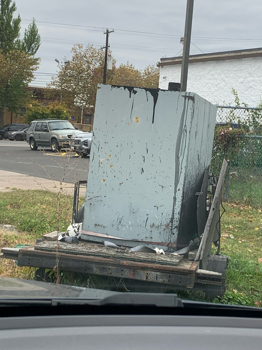 Photographic documentation of the work as submitted to the city's 311 record.
