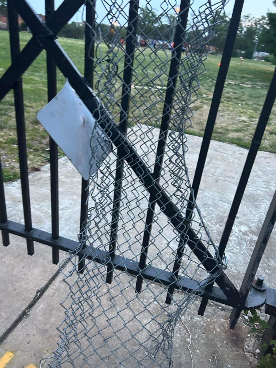 Photographic documentation of the work as submitted to the city's 311 record.