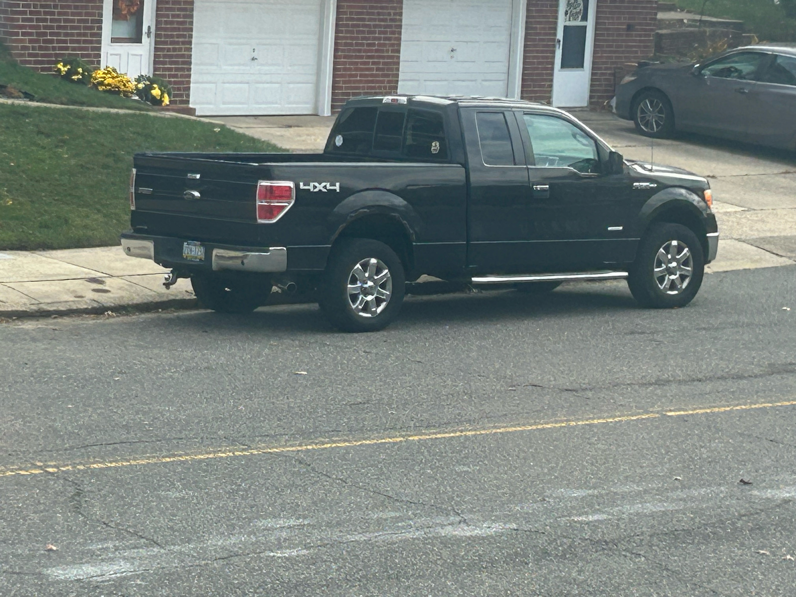 Photographic documentation of the work as submitted to the city's 311 record.