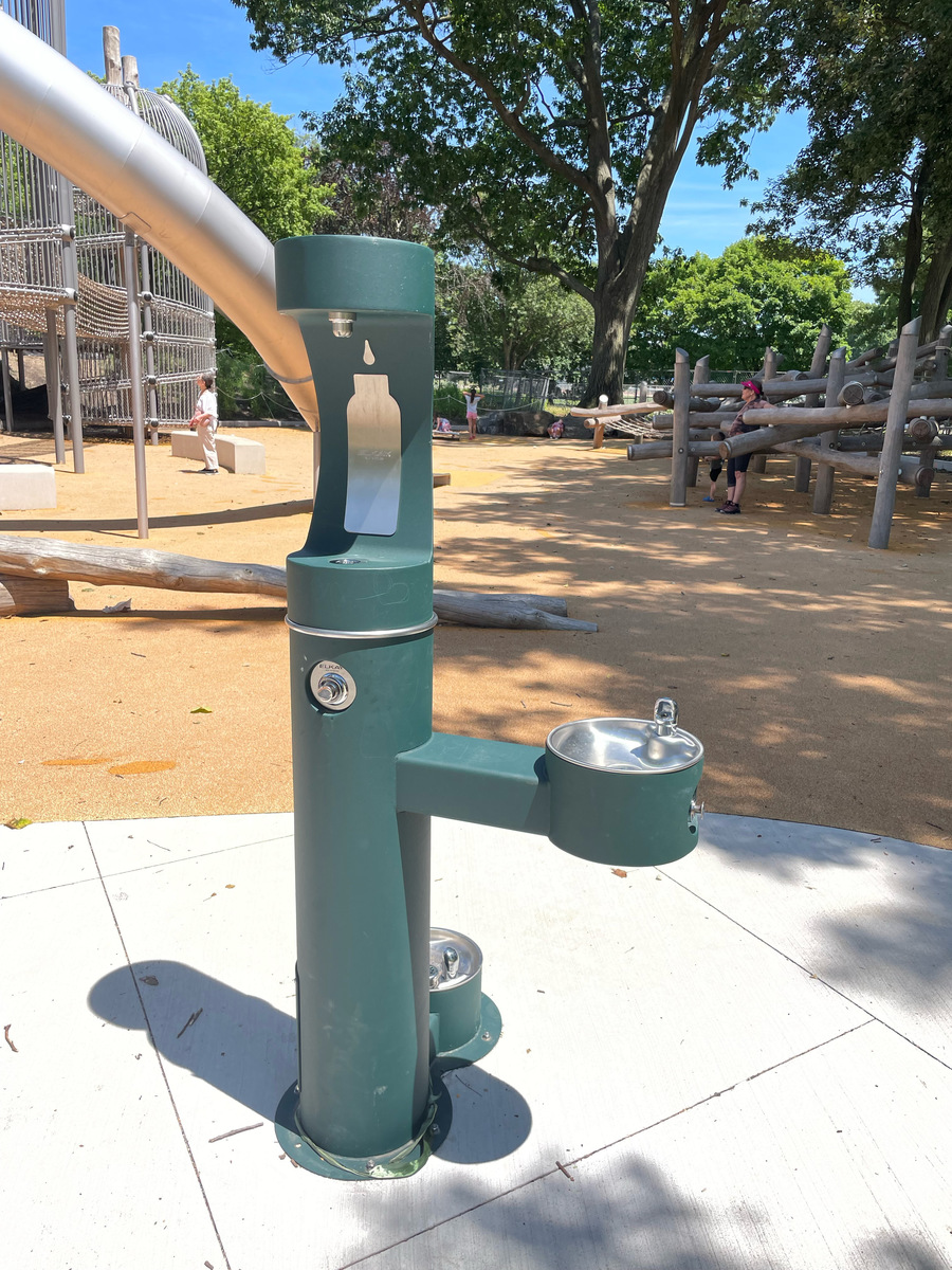 Photographic documentation of the work as submitted to the city's 311 record.