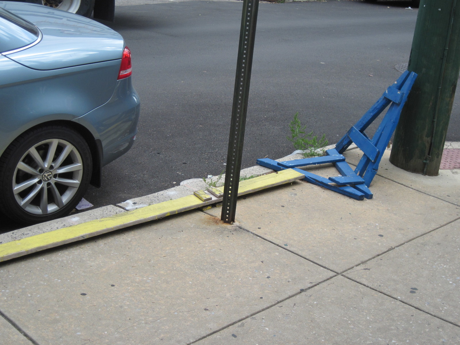 Photographic documentation of the work as submitted to the city's 311 record.