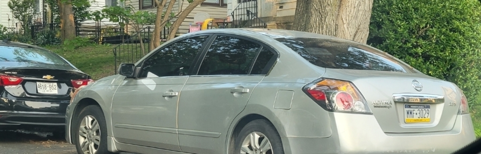 Photographic documentation of the work as submitted to the city's 311 record.